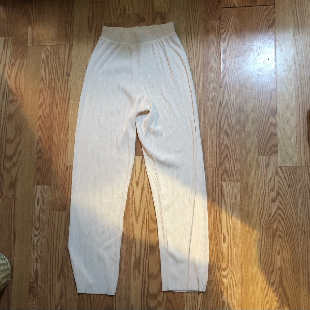 Nwot Source Unknown Plisse Cream Pants - image 6